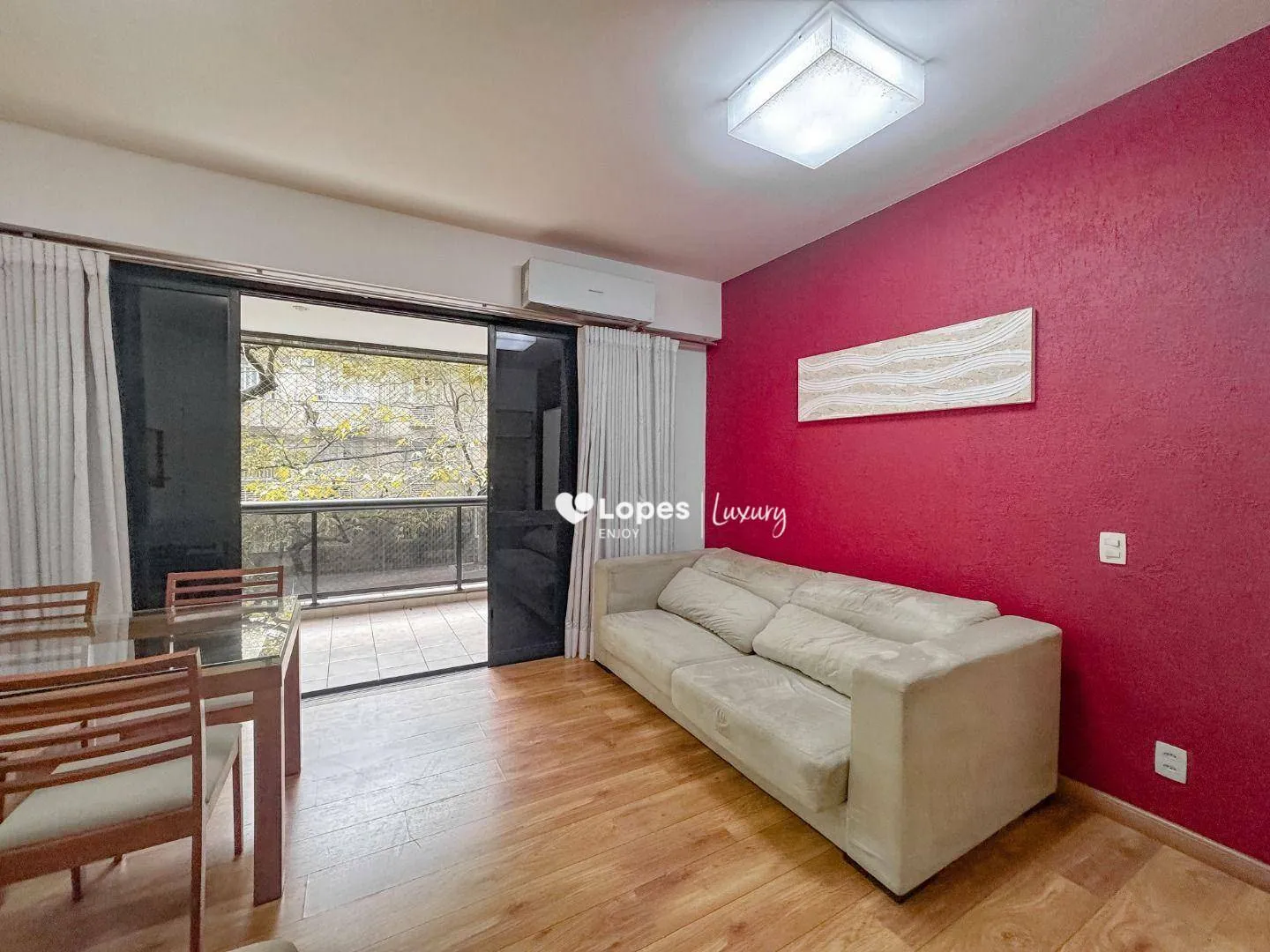 100 m² apartment with 3 bedrooms and a balcony — photo 16