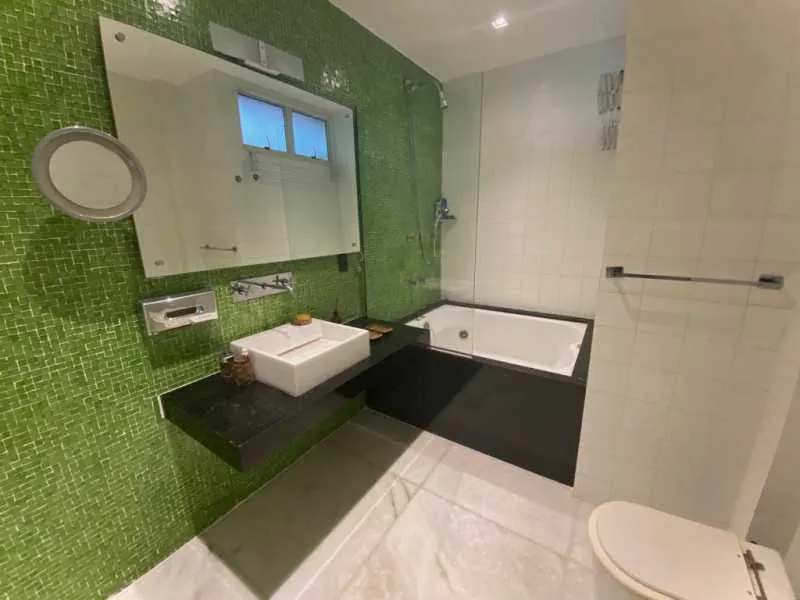 Cobertura triplex mobiliada com 5 suítes e 5 banheiros — photo 24