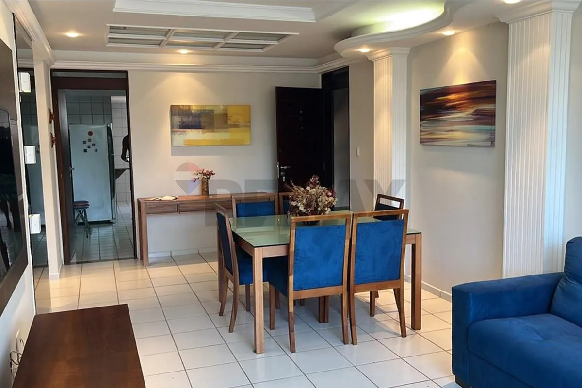 Apartamento con 4 dormitorios y 3 baños