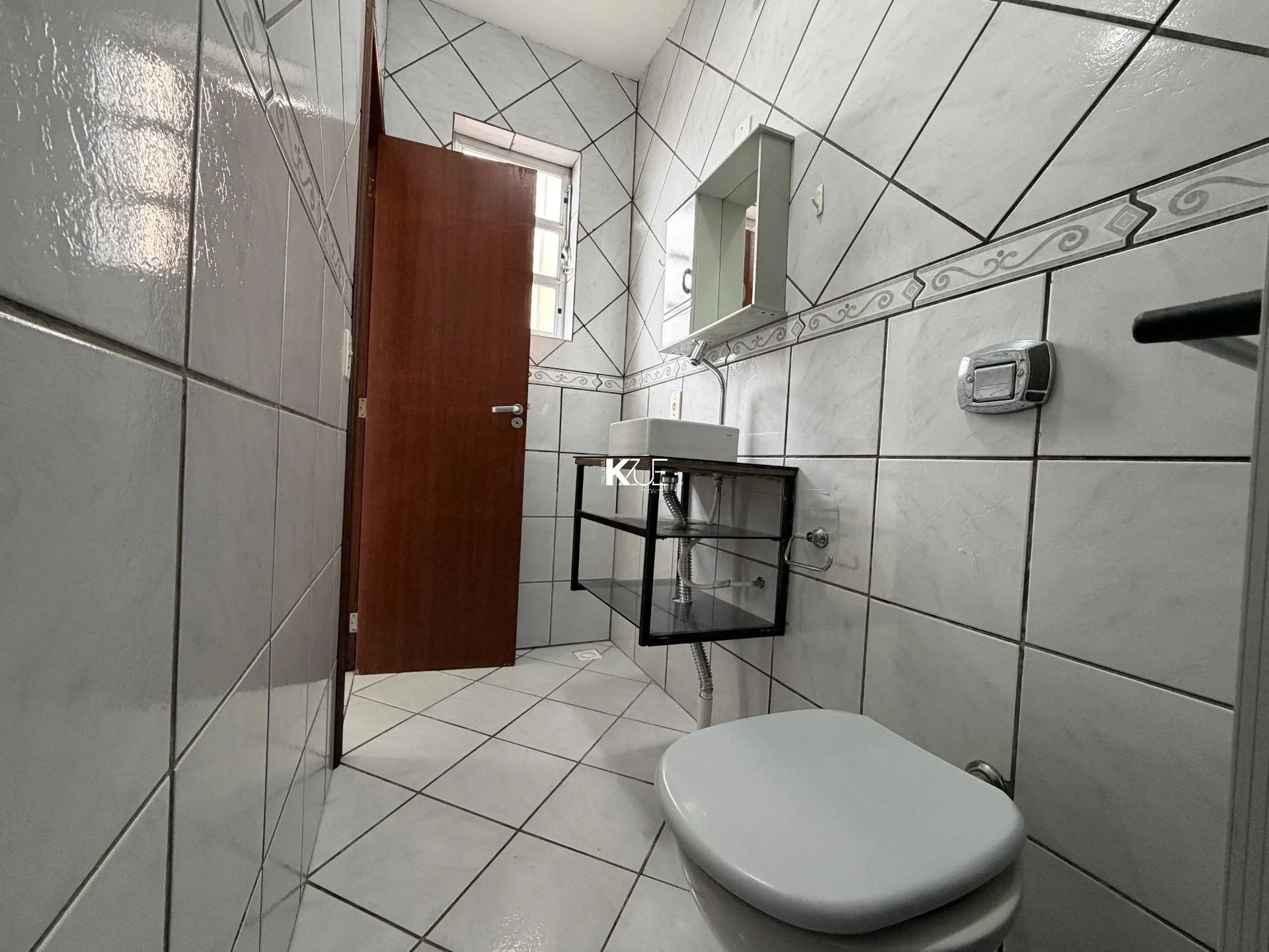 One-bedroom, 38 m² apartment in Florianópolis — photo 6