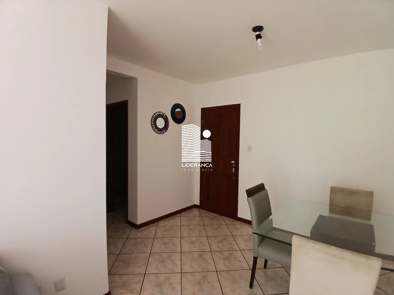 Apartamento de 2 dormitorios con balcón y parrilla privada — photo 4