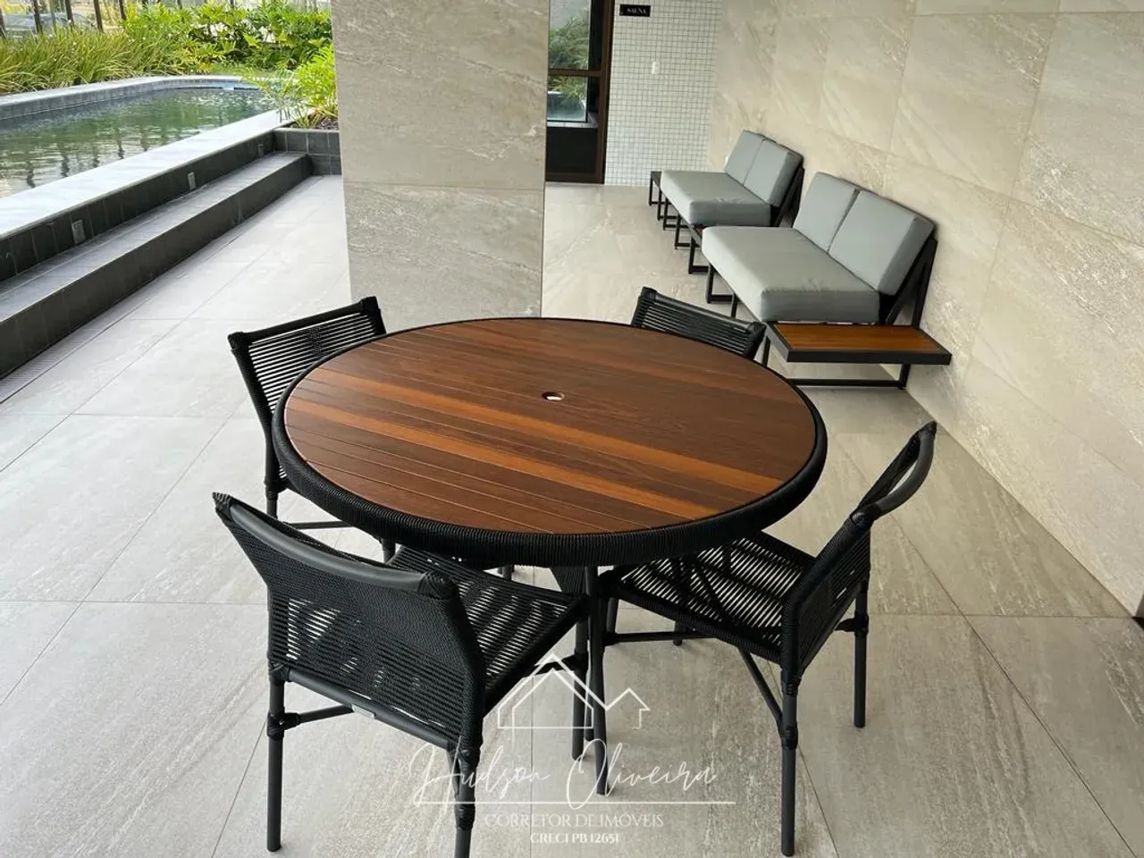 Apartment on the 4th floor with floor-to-ceiling windows — photo 36