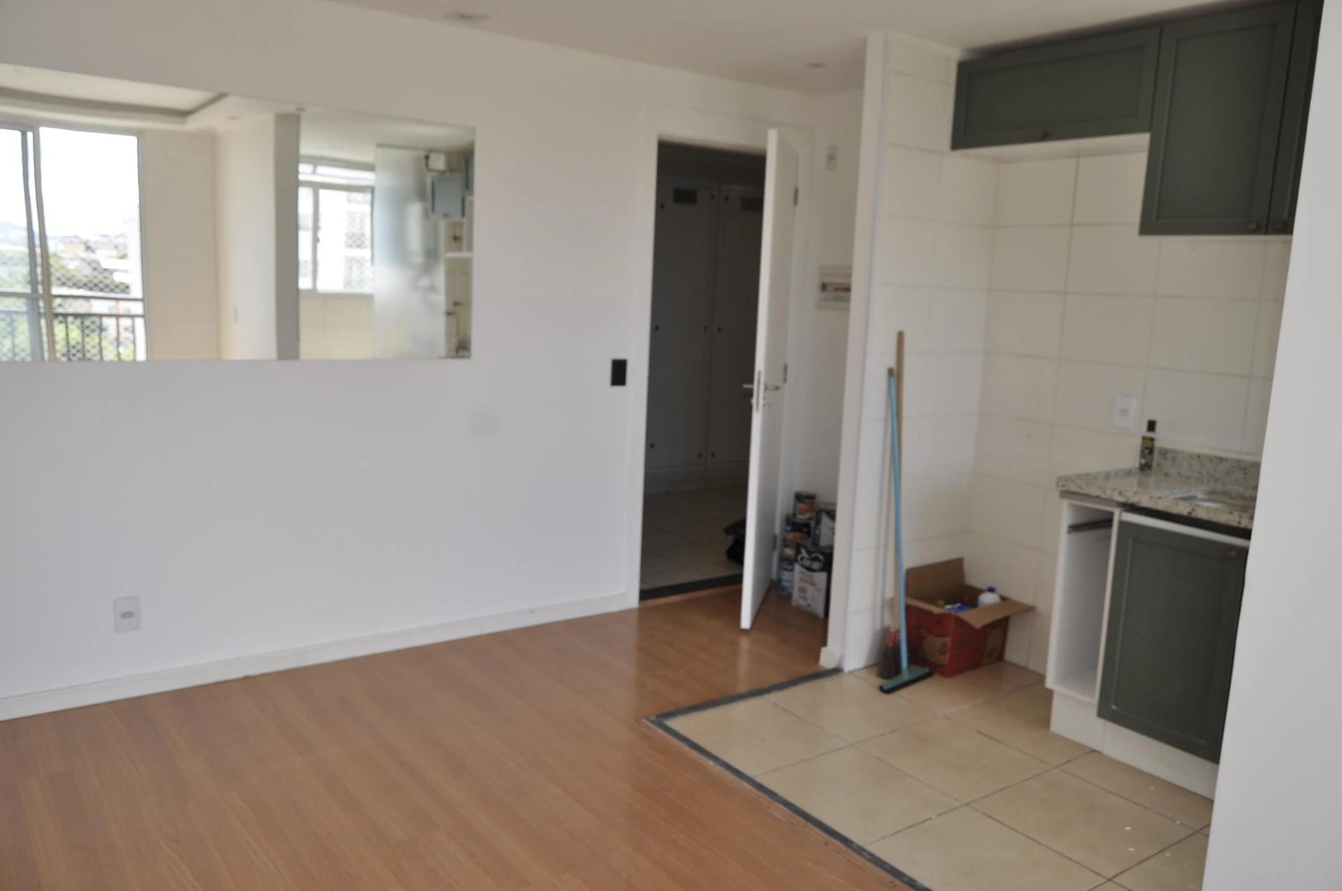Балкон с грилем и 2 спальни: квартира 47 м² — photo 44