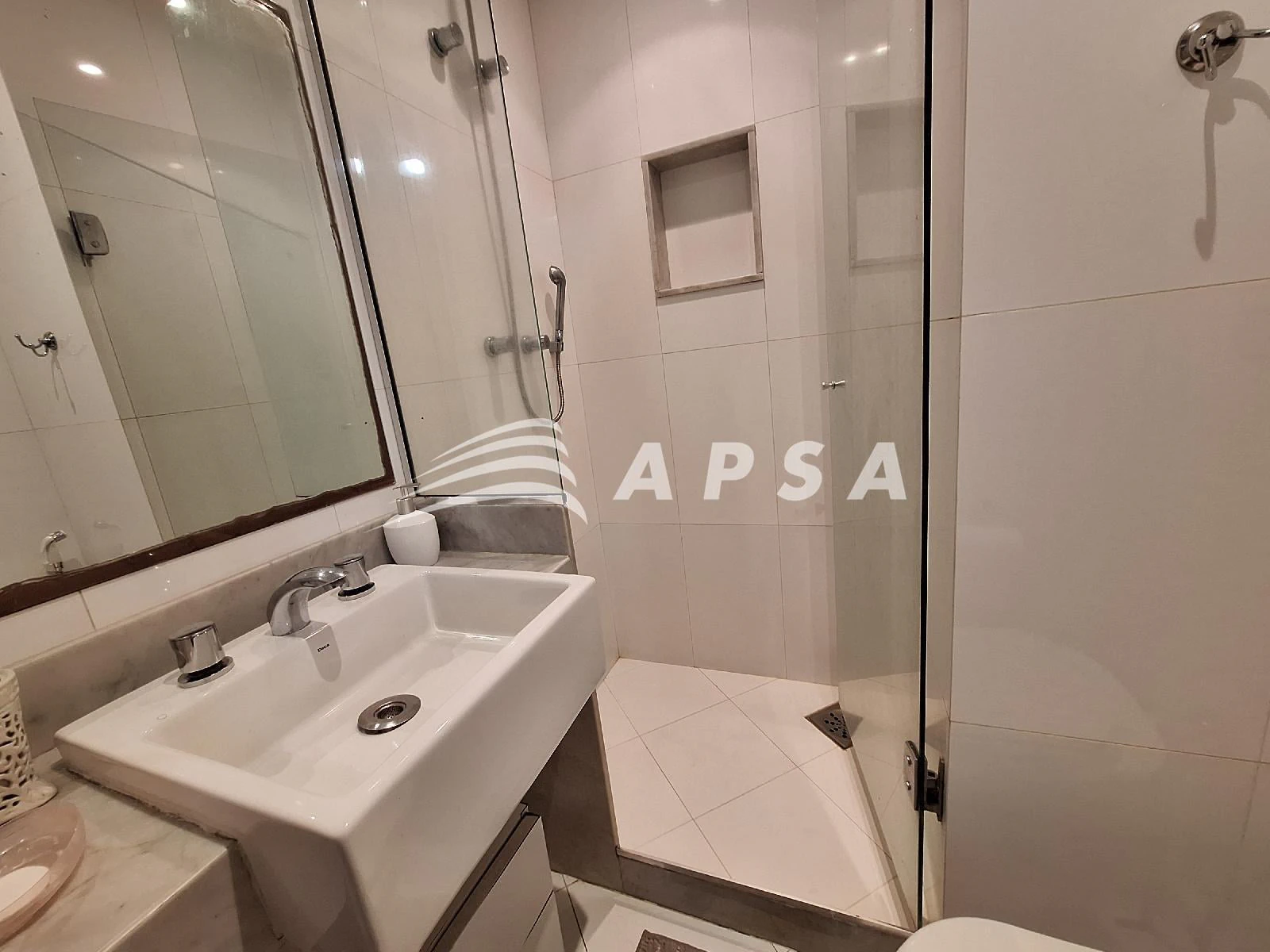 Apartamento com piso de madeira ou laminado, Ipanema — photo 12
