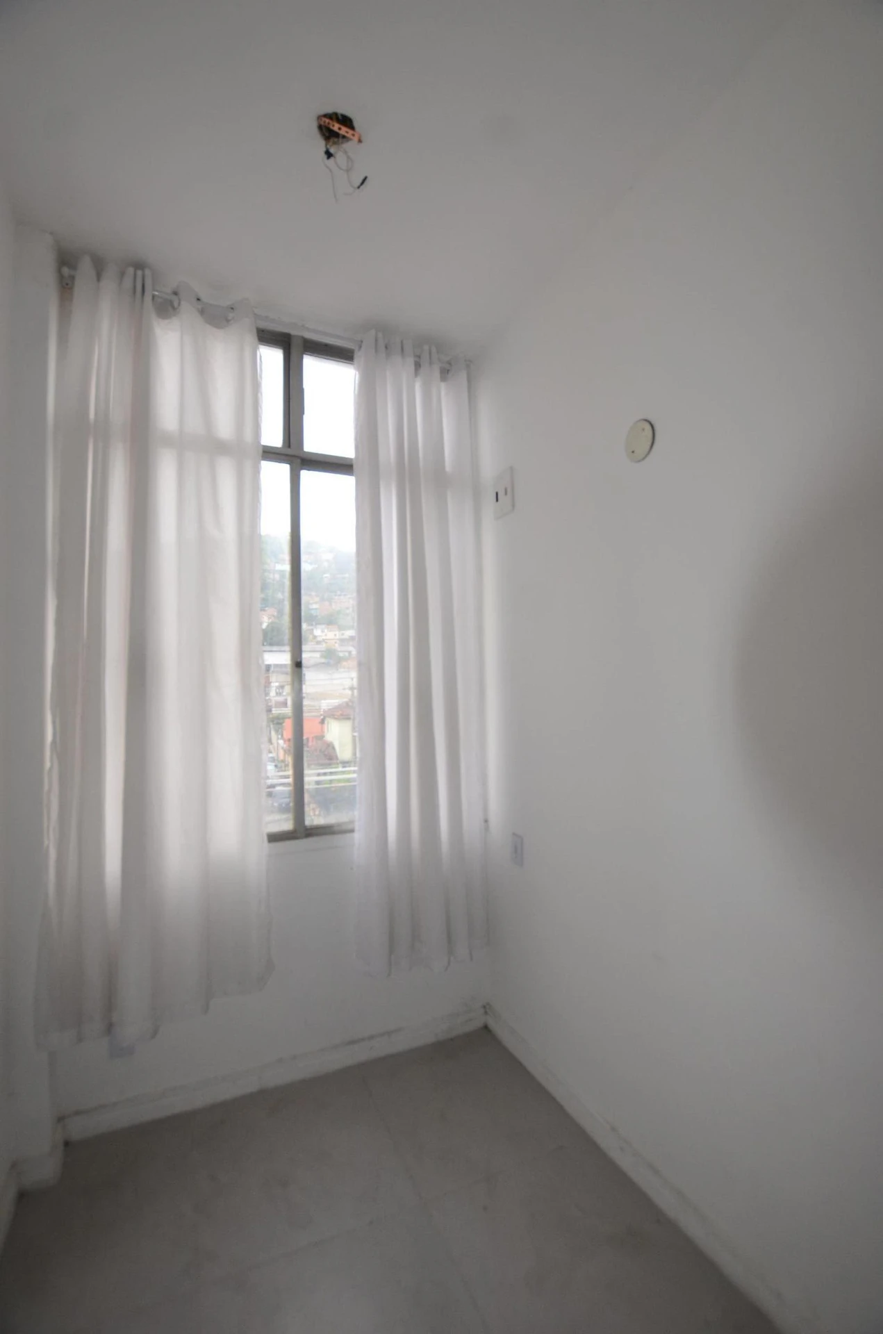 3-bedroom apartment with a mountain view in Rio de Janeiro — photo 11