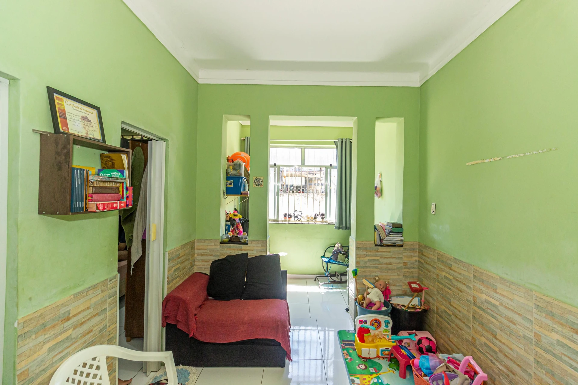 Furnished 2-bedroom apartment with gas stove kitchen — photo 23