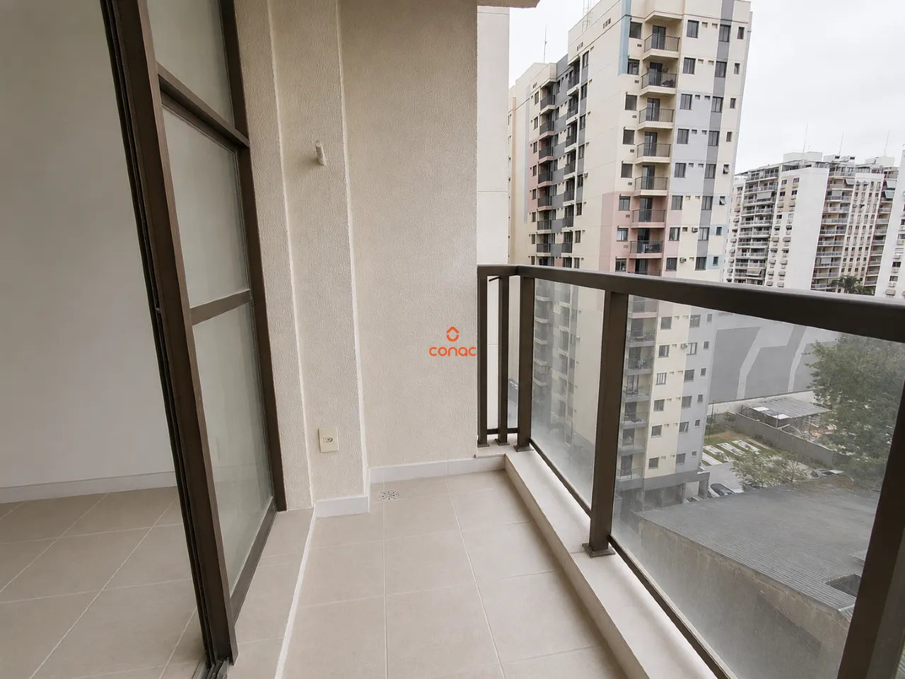 Rental apartment with 2 bedrooms, 2 bathrooms and parking — photo 7