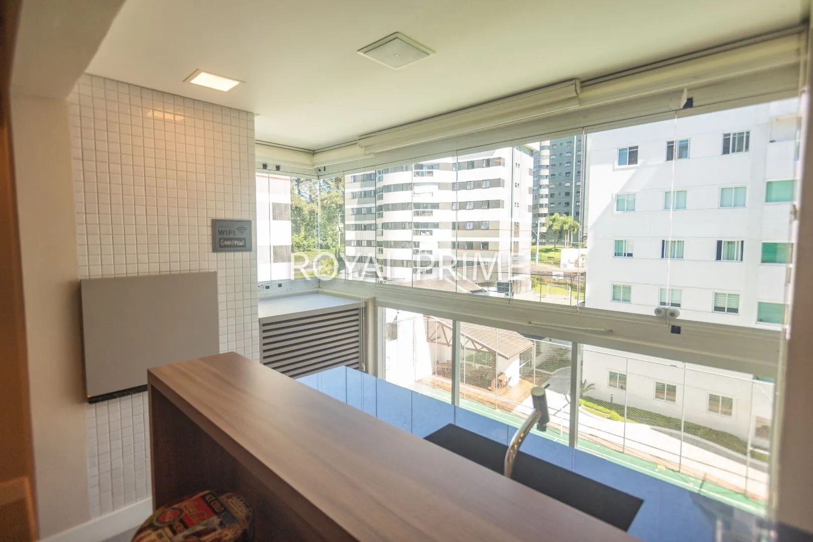 Apartamento de 3 dormitorios con cocina abierta y BBQ privado — photo 9