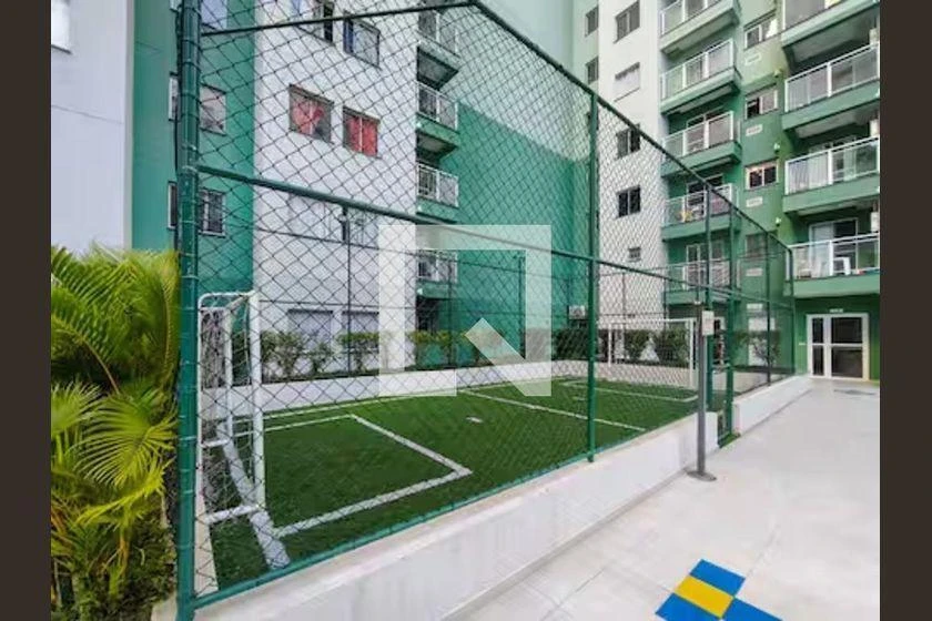 Apartamento amueblado de 2 dormitorios con cocina abierta — photo 13