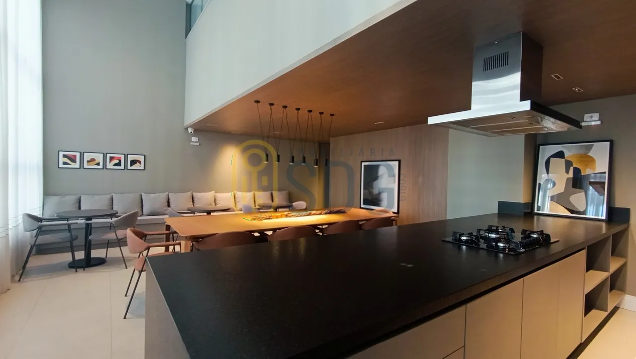 Furnished 1-bedroom apartment with glassed balcony — photo 4