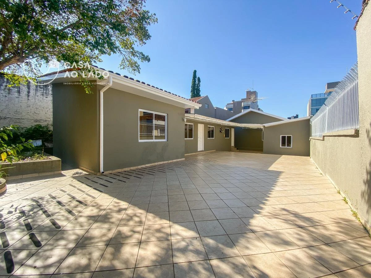 Commercial house with 300 m², 5 en-suite rooms