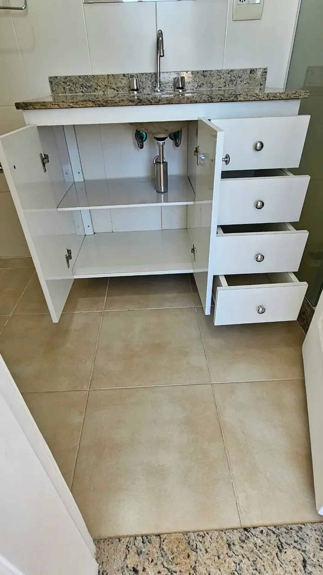 Apartamento com piso de madeira ou laminado, Tijuca — photo 13