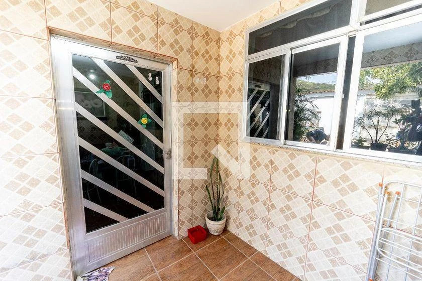 Washing machine in a one-bedroom house, 25 m² — photo 18