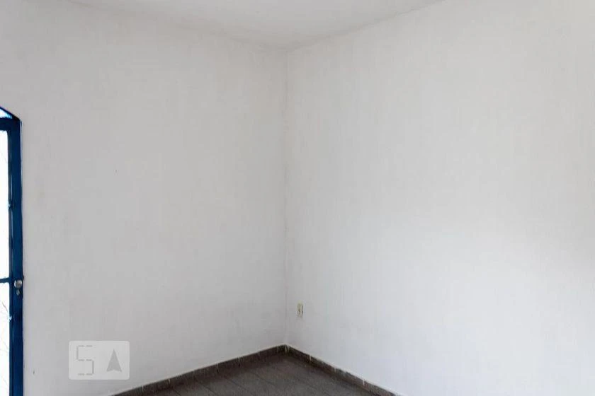 Rental house with 4 bedrooms and 200 m² — photo 36