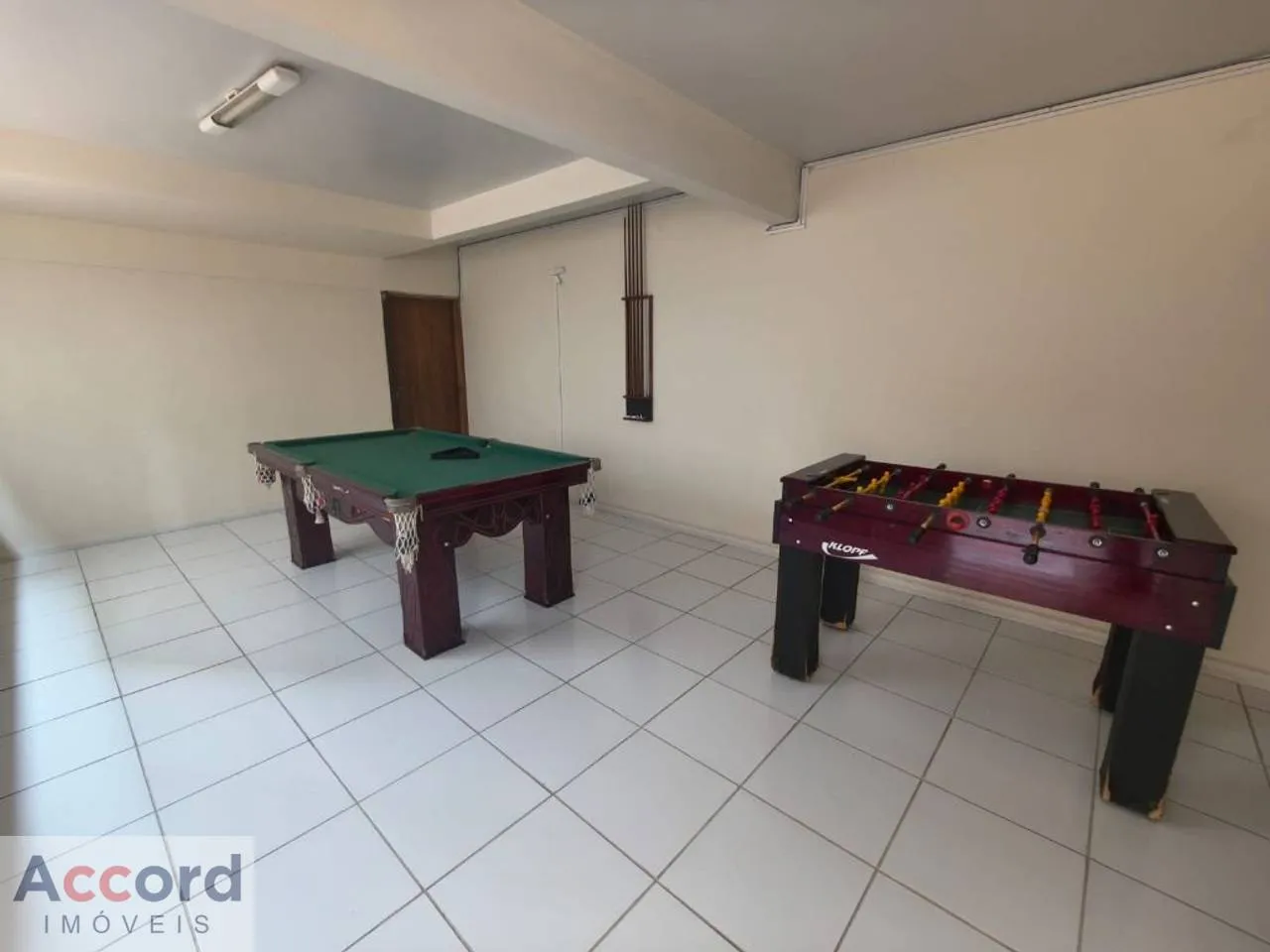 3-bedroom apartment with a washing machine in Curitiba — photo 16