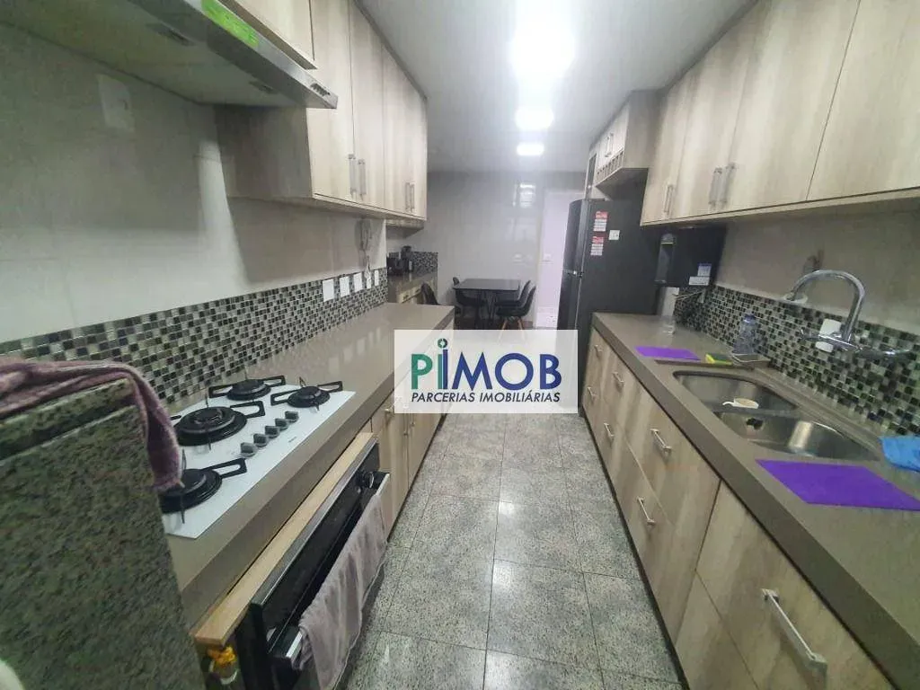 4-bedroom 260 m² apartment with 2 en-suite bathrooms — photo 2
