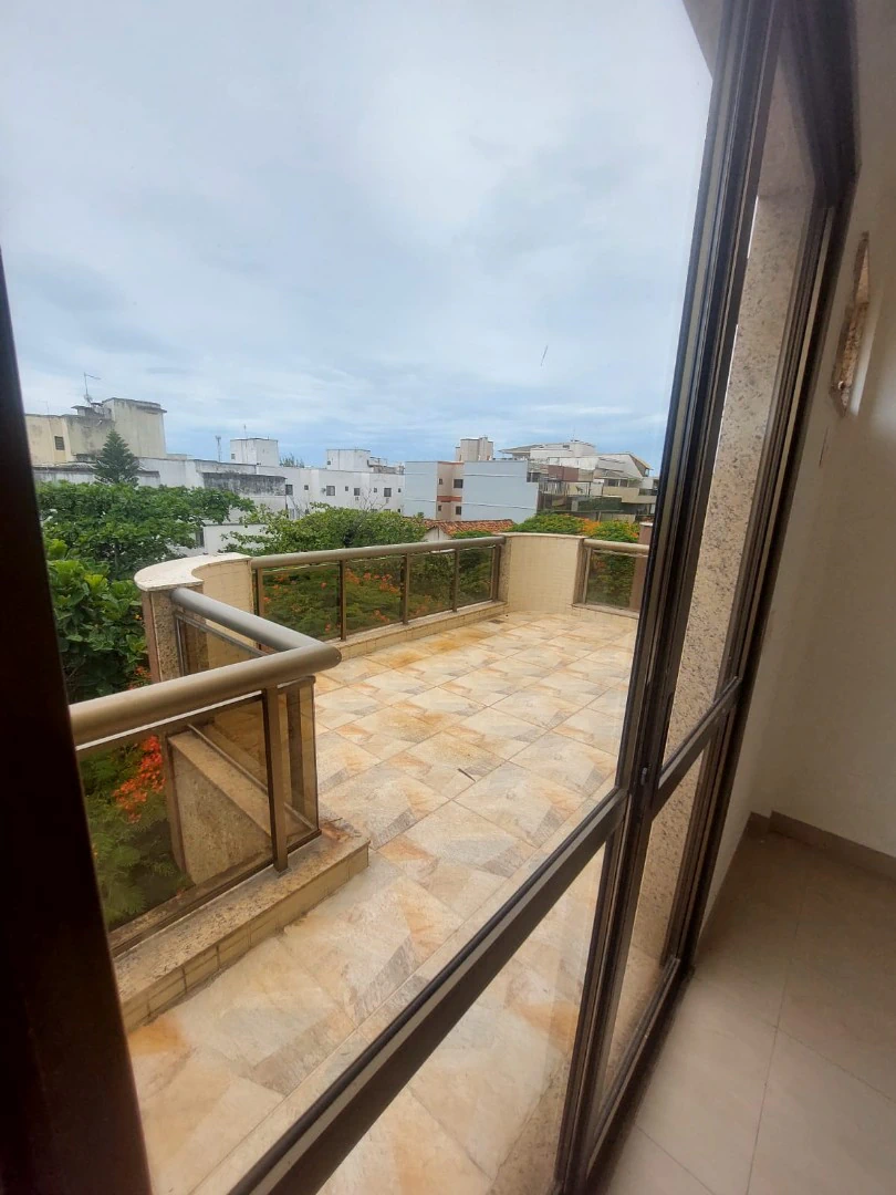 230 m² duplex penthouse with 3 en-suite suites and 3 spots — photo 15