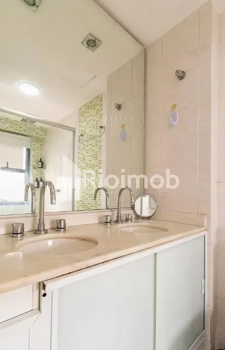 Furnished apartment with balcony and a gas stove kitchen — photo 26