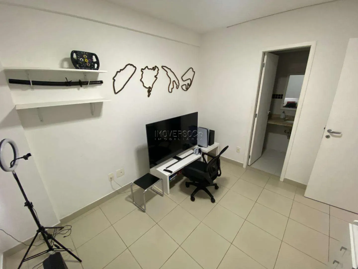 Apartment with 5 bedrooms and 5 bathrooms plus balcony — photo 38