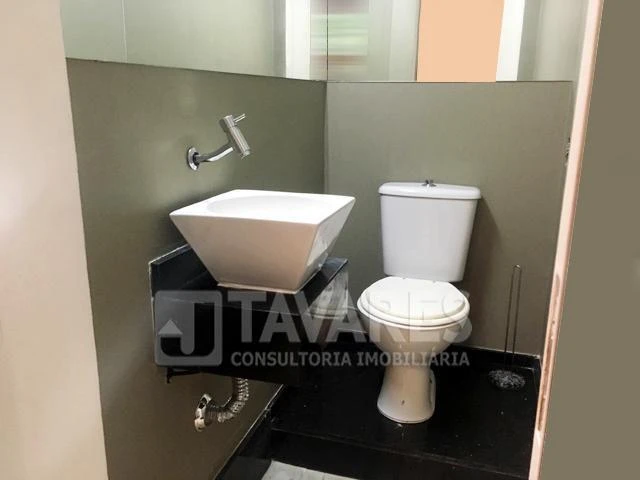 Furnished 130 m² apartment with 3 bedrooms and 2 en-suites — photo 10