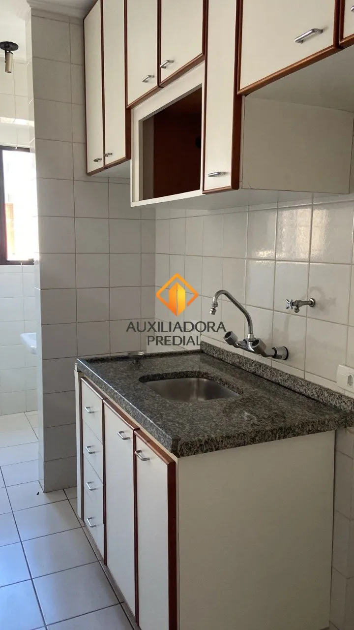 1-bedroom apartment with an open-plan kitchen — photo 2