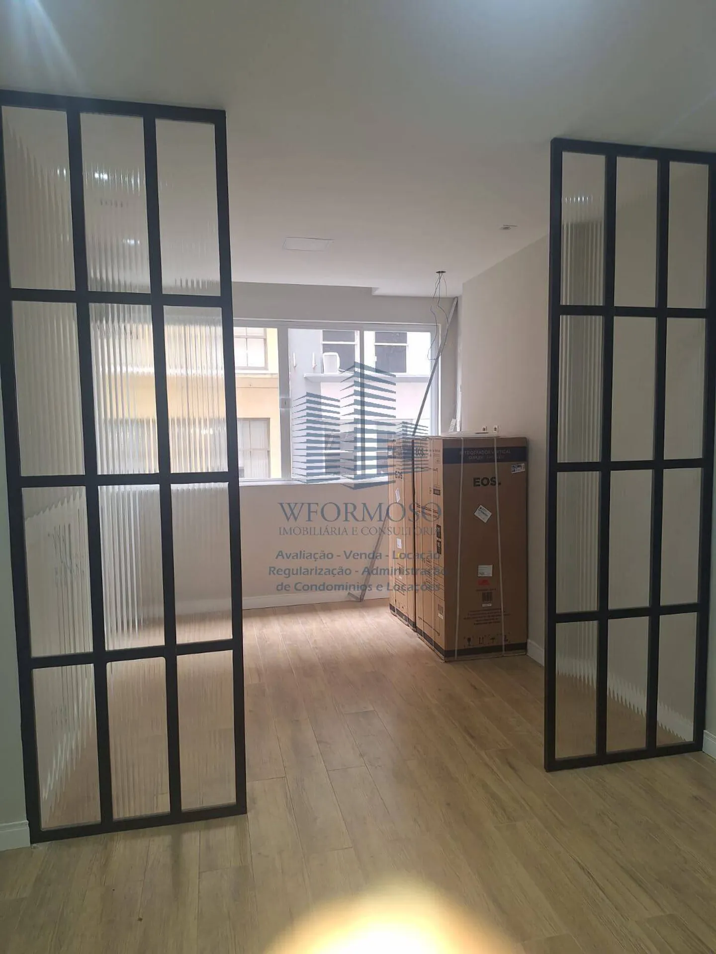 Дерев'яна підлога або ламінат та 1 спальня: квартира 30 м² — photo 6