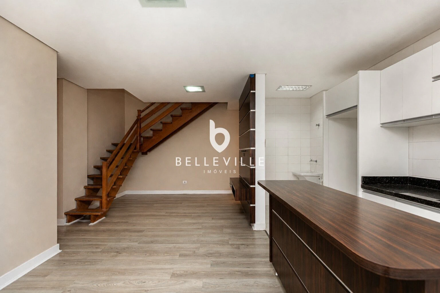 3-bedroom apartment with a grill on the balcony — photo 19