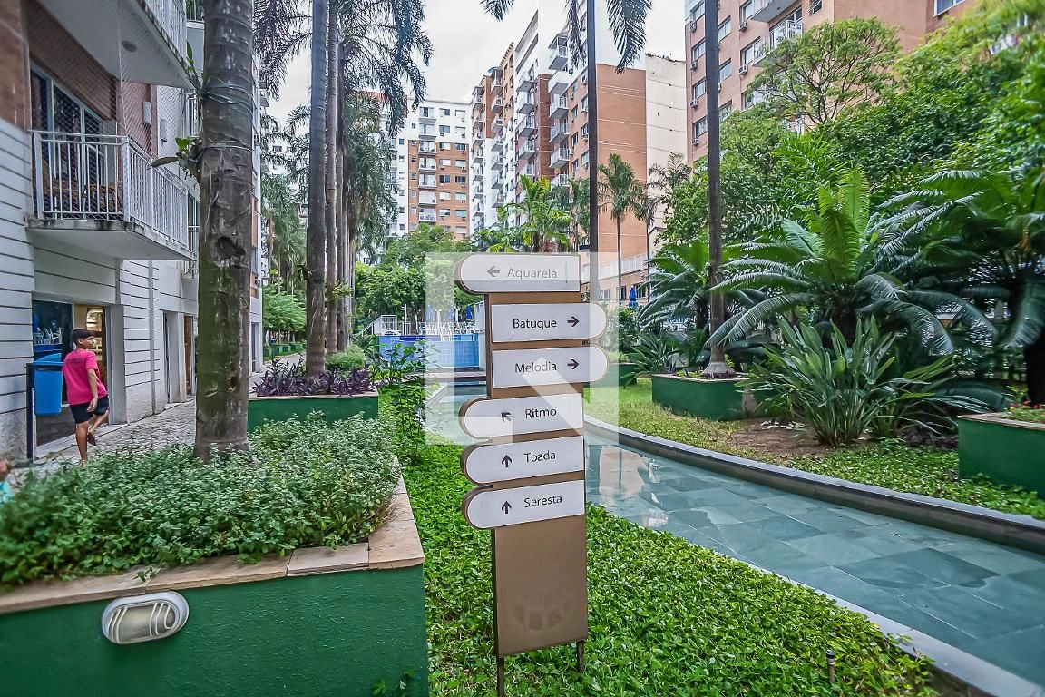 Apartamento mobiliado de 1 quarto em condomínio com sauna — photo 87