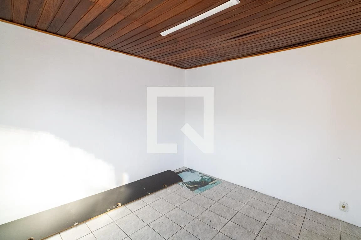3-bedroom apartment with a separate gas-stove kitchen — photo 23