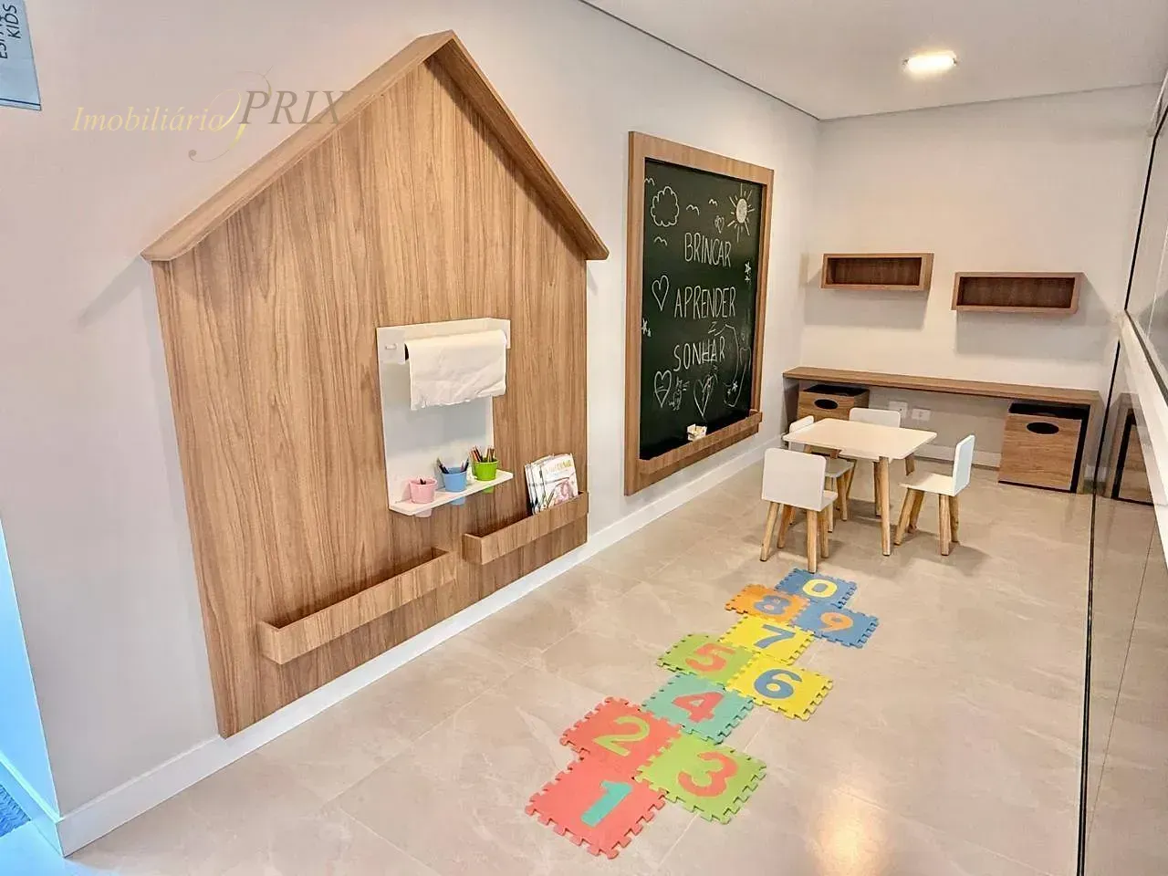 2-bedroom apartment, 1 with its own bathroom, 82 m² — photo 18