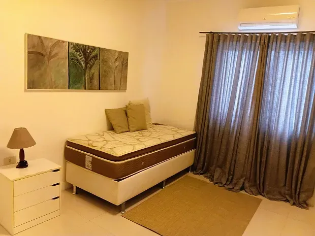 Furnished apartment with open-plan kitchen and 3 bedrooms — photo 37