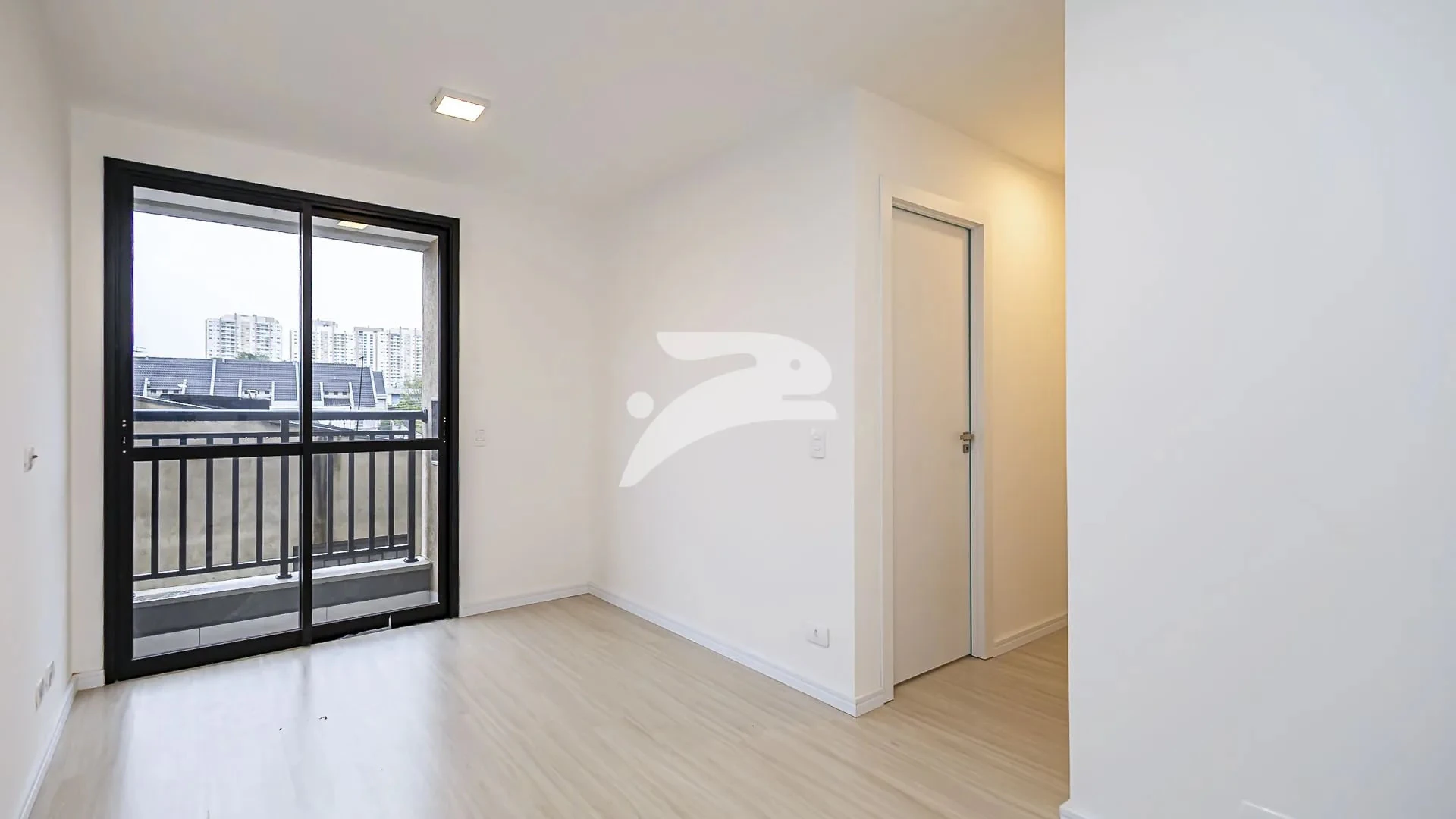Furnished 2-bedroom apartment with 1 bathroom — photo 14