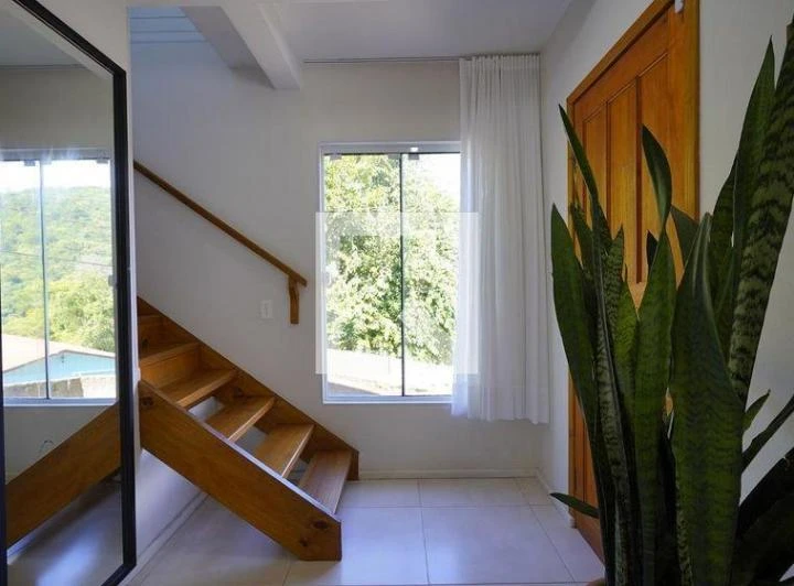 Furnished 80 m² house with 2 en-suites and BBQ area — photo 2