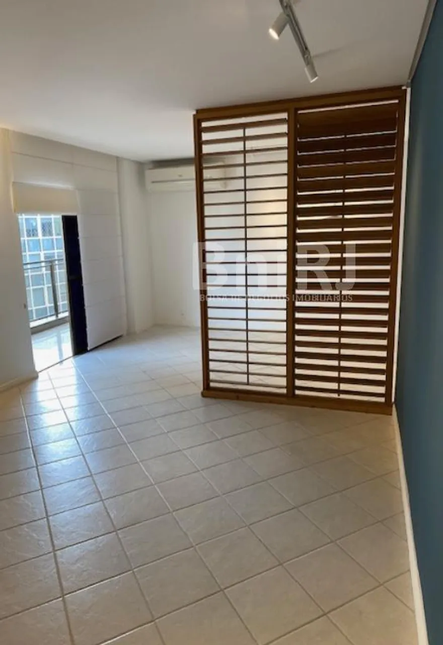 4-bedroom unfurnished apartment with 1 bath and balcony — photo 10