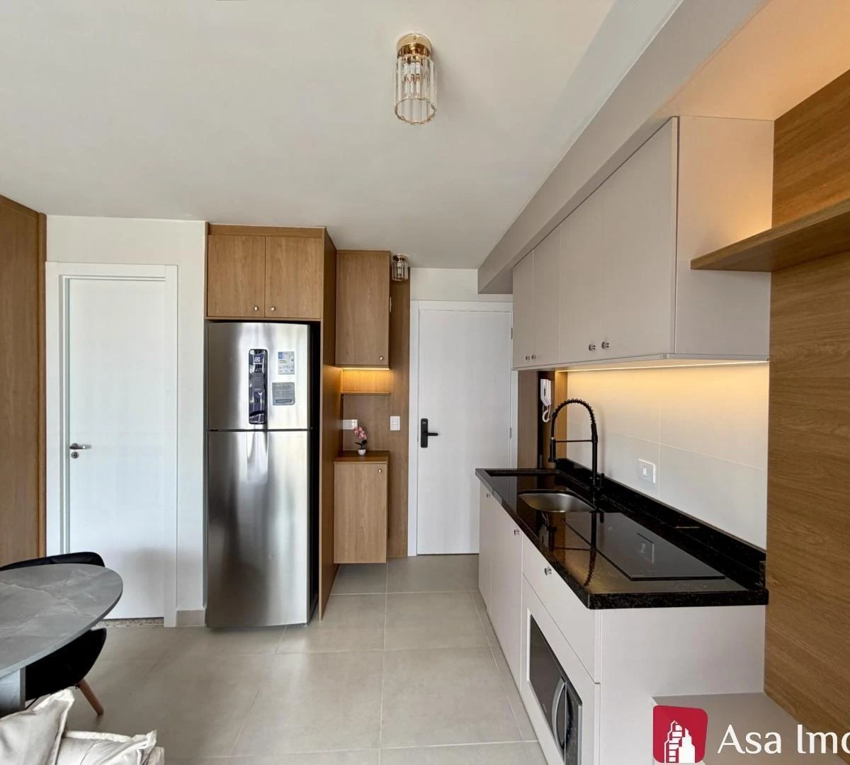 Furnished studio, 26 m², with a home office — photo 3