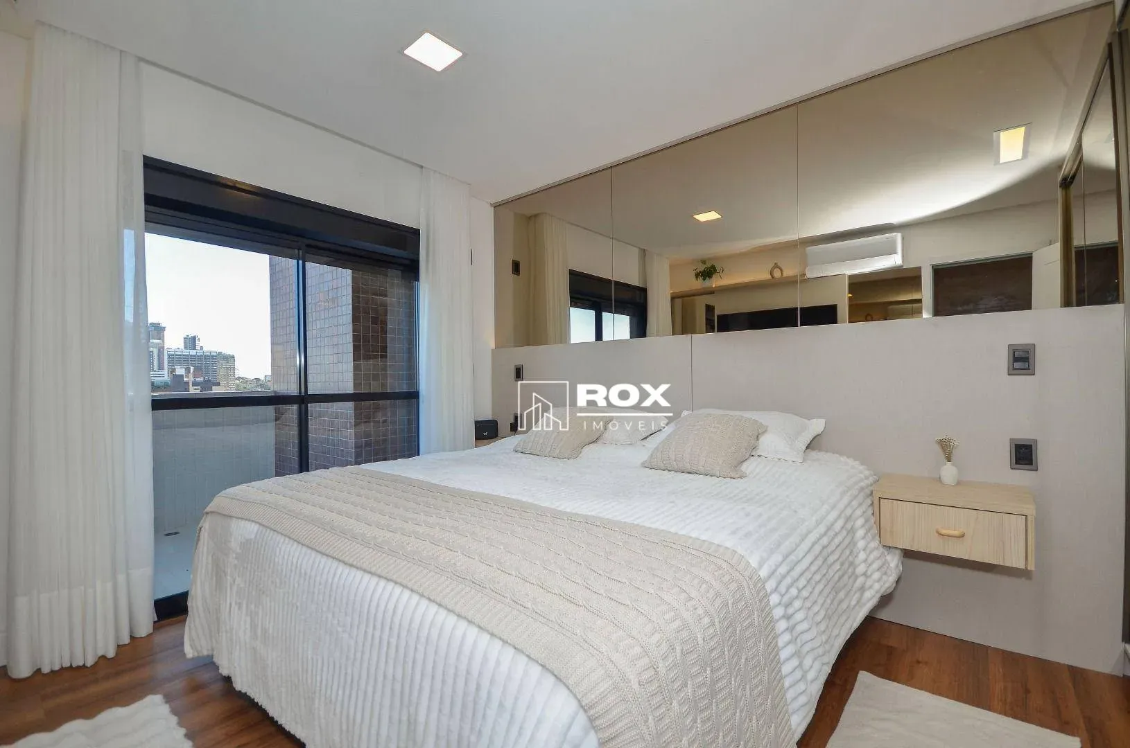 Furnished apartment with 3 bedrooms and private BBQ — photo 33
