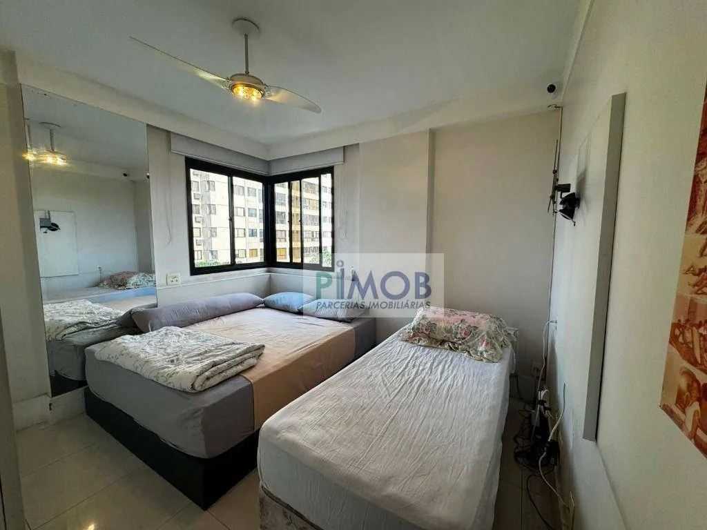 Floor-to-ceiling windows in a 3-bedroom apartment, 110 m² — photo 2