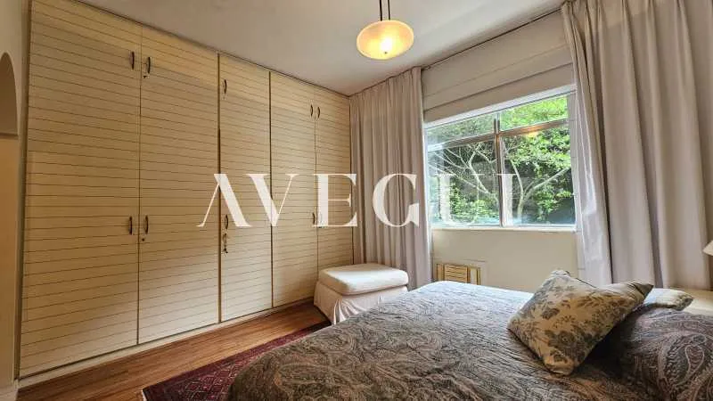 201 m² apartment with 4 bedrooms and 2 parking spots — photo 8