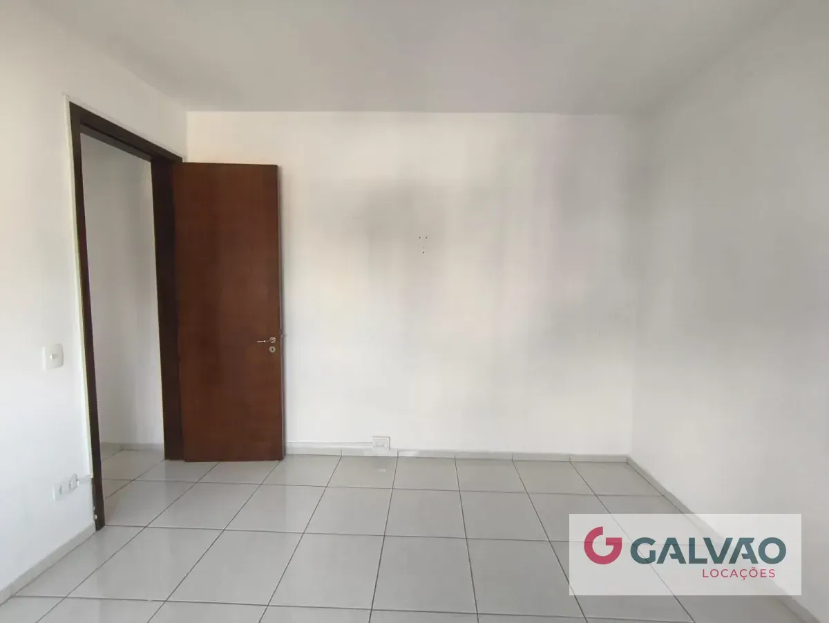 1-bedroom apartment with 70 m² and city views — photo 10