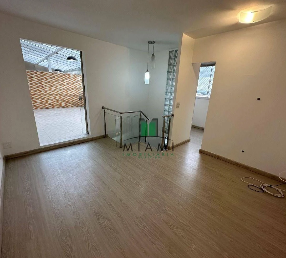 2-bedroom apartment with a washing machine — photo 2