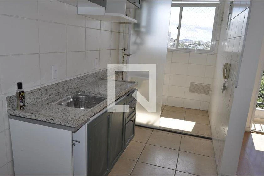 Glass-enclosed balcony in a 2-bedroom apartment, 47 m² — photo 12