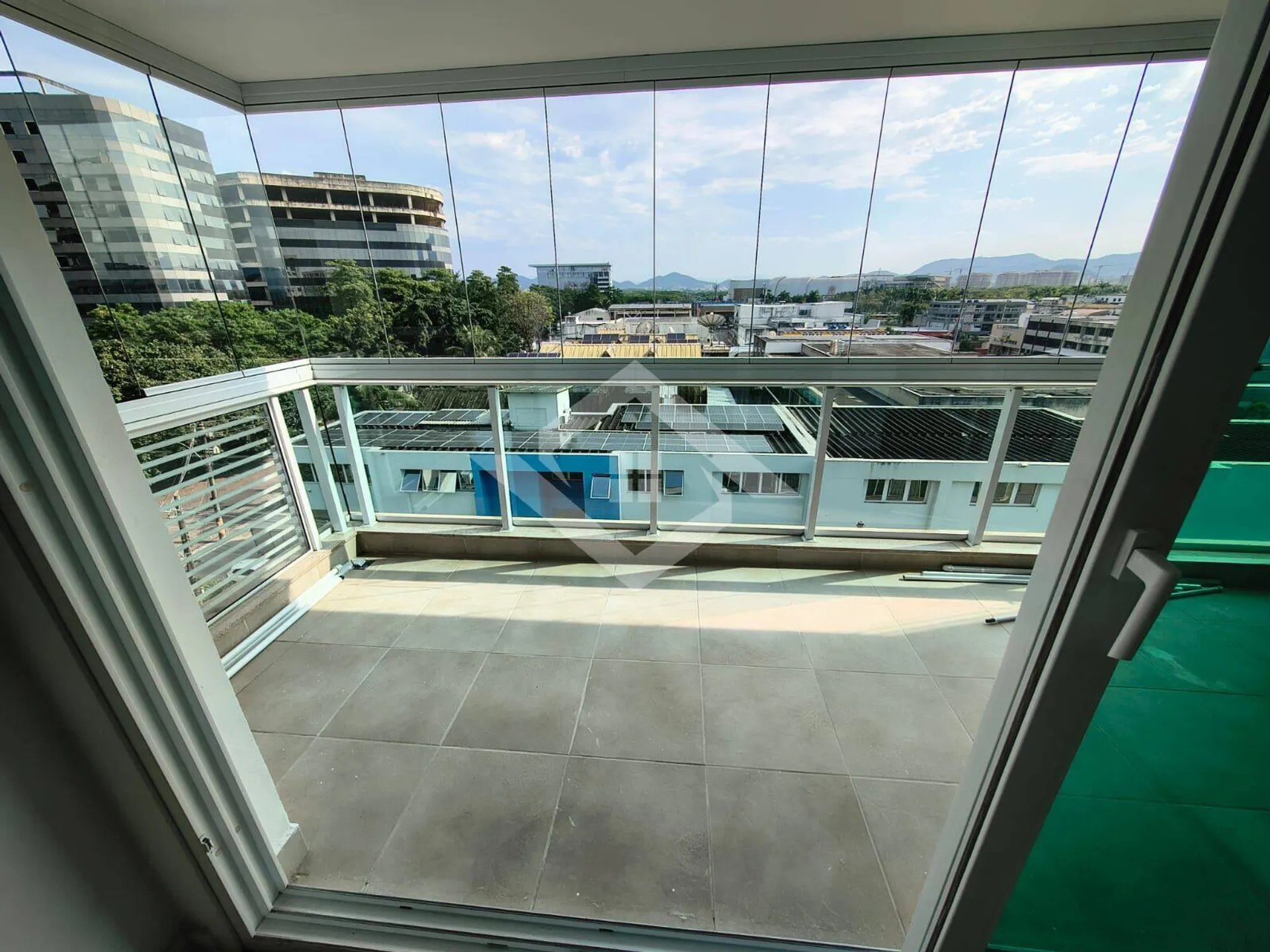 Apartment, 80 m², with a glass-enclosed balcony