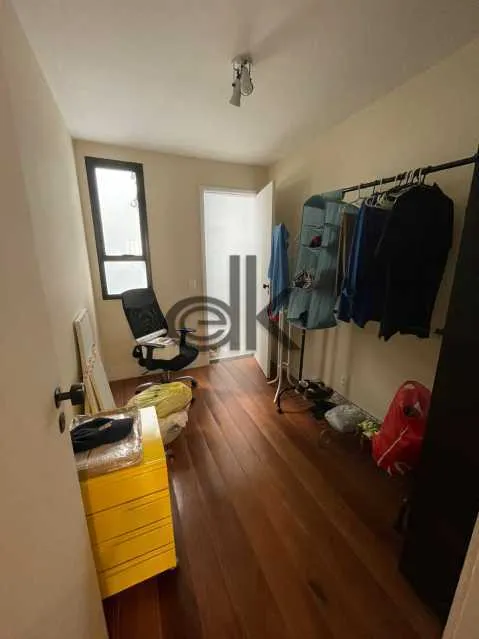 Furnished apartment with 2 bedrooms and 3 bathrooms — photo 12