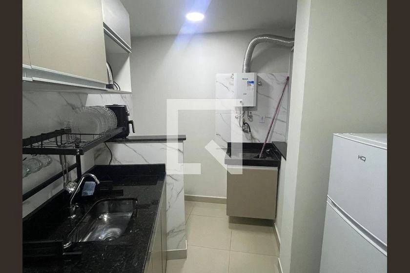 Apartamento amueblado de 2 dormitorios con cocina abierta — photo 10