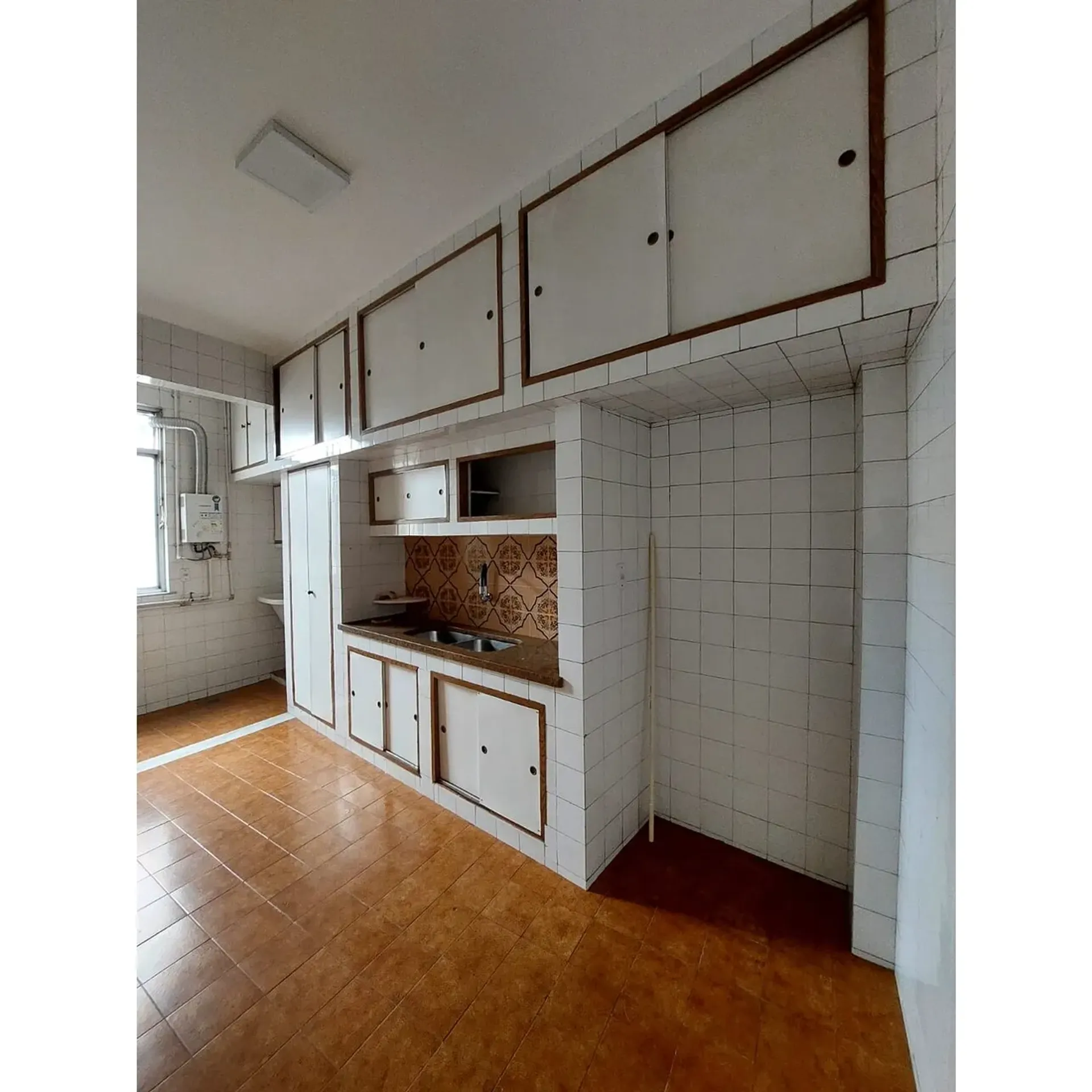 Home office in a 3-bedroom apartment, 132 m² — photo 2
