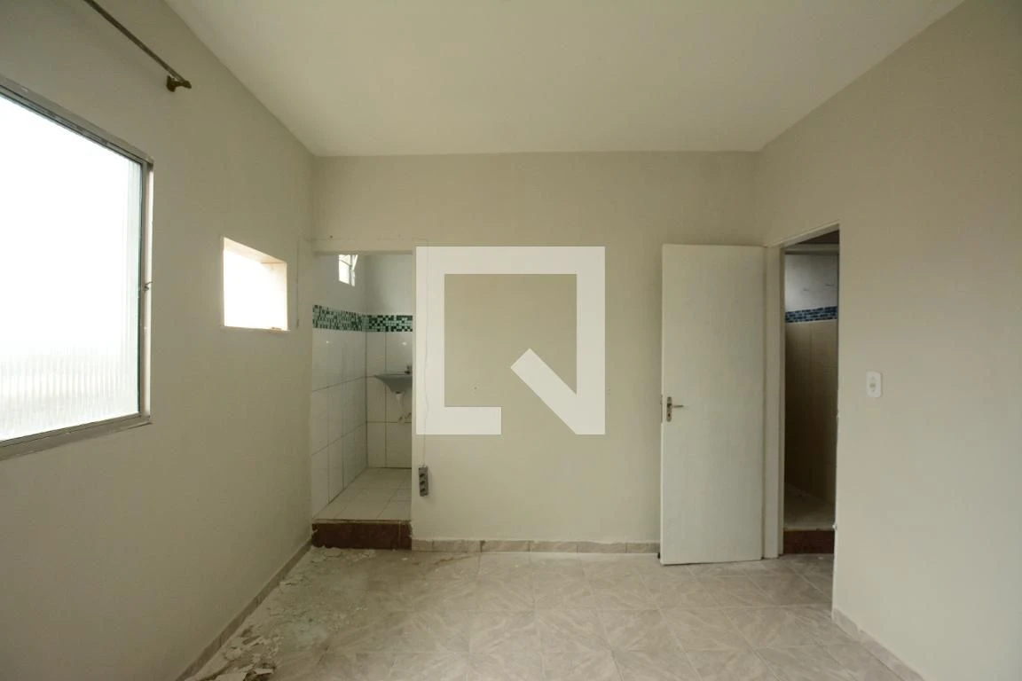 Unfurnished 2-bedroom apartment with private BBQ balcony — photo 27