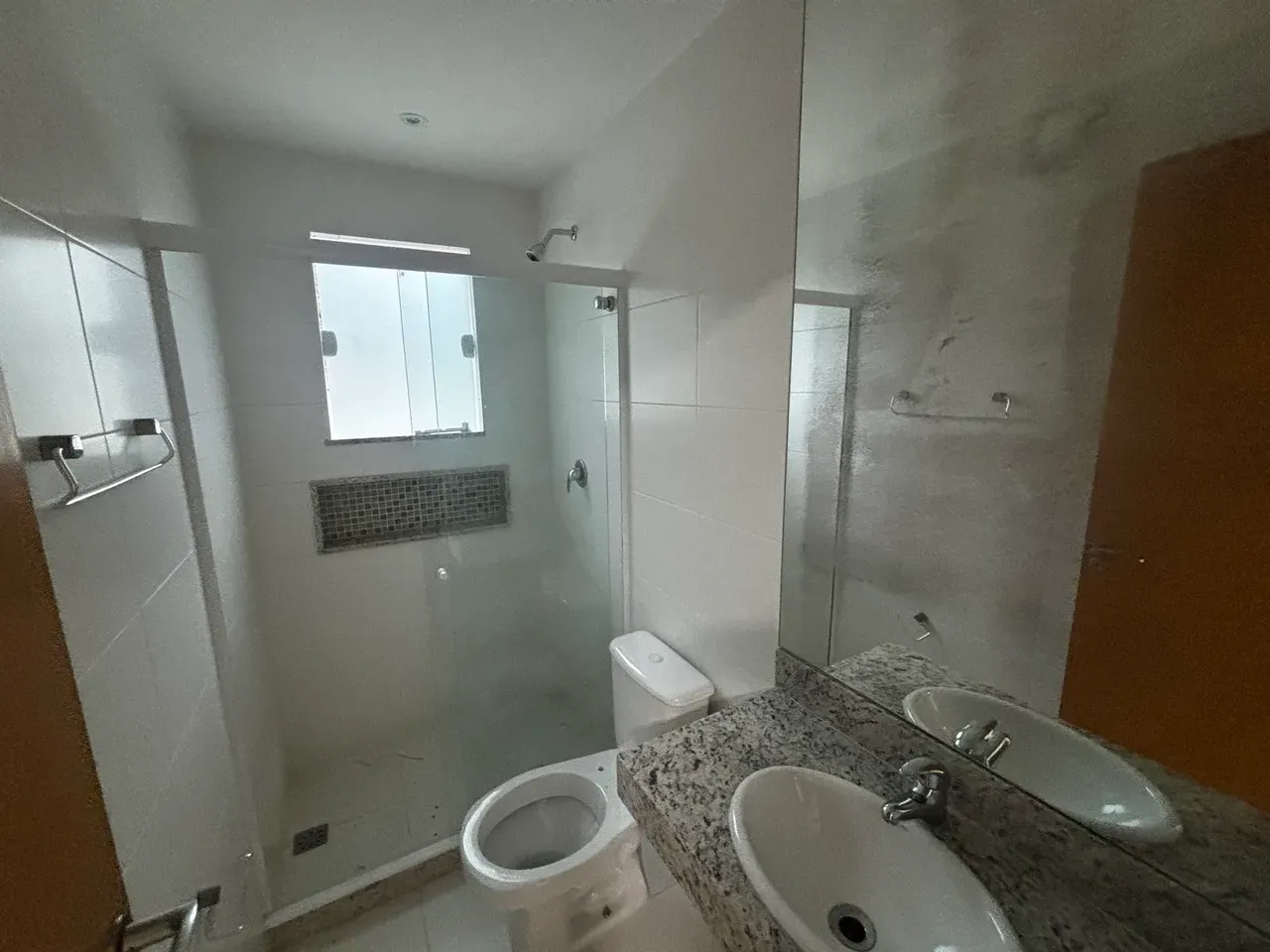 House with 4 bedrooms, 5 bathrooms and 3 parking spots — photo 26