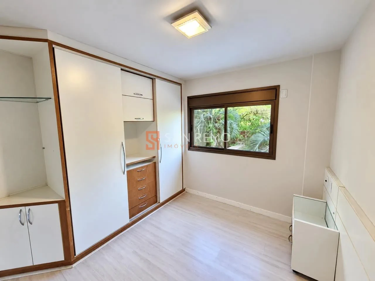 2-bedroom apartment with a water view in Florianópolis — photo 16
