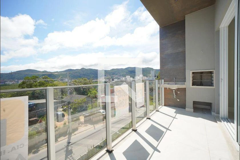 3-bedroom apartment with a water view in Florianópolis — photo 21
