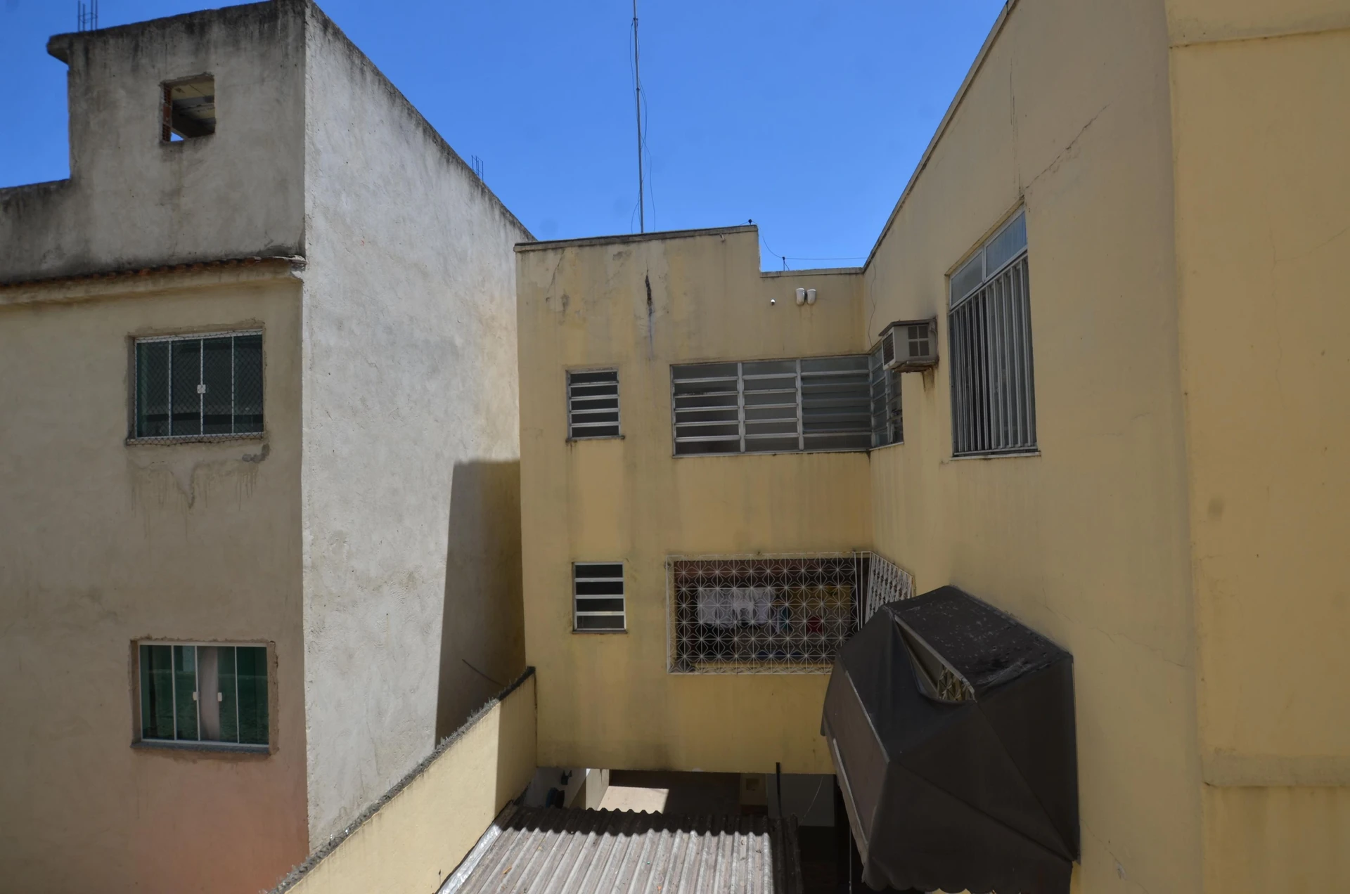 Apartamento sem mobília com cozinha separada e 2 quartos — photo 8